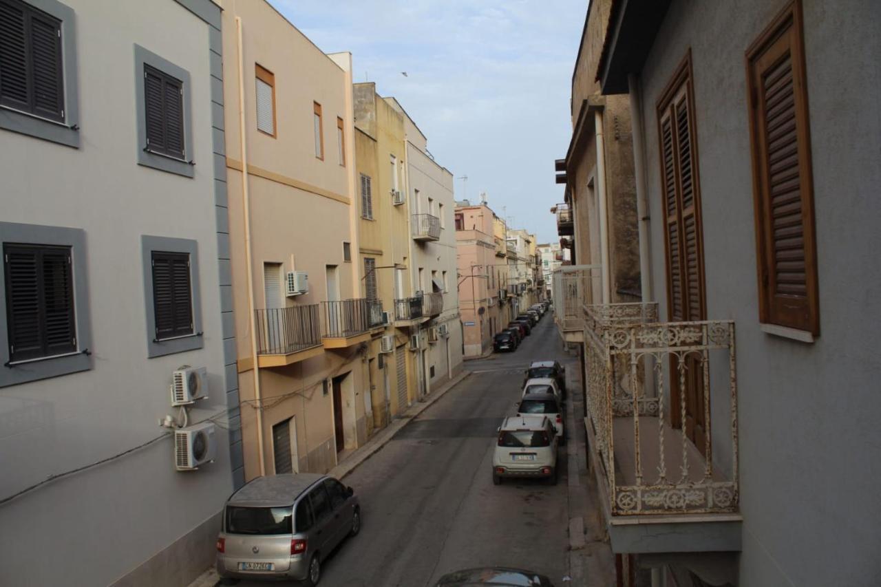 A Due Passi Dal Centro Villa Mazara del Vallo Luaran gambar